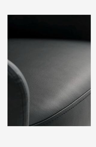 Silla giratoria polipiel negra