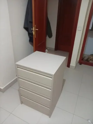 Cajonera beige de madera Tengo 3