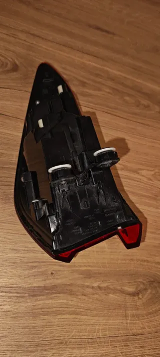 Piloto trasero derecho Cupra Leon