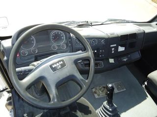 MAN TGA 33 440-CAMIONES GRUAS