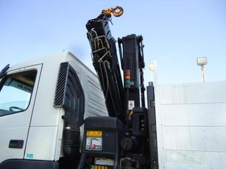 Volvo FM 300-CAMIONES GRUAS