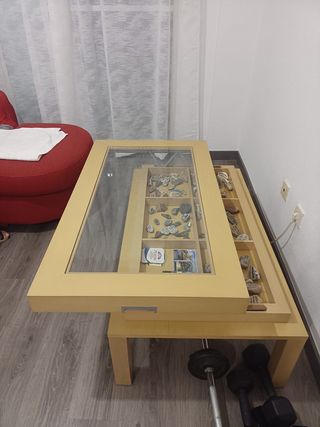 Mesa comedor madera y cristal y mesita de centro