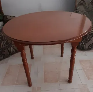 Mesa de comedor extensible de madera