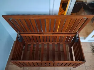 Banco de madera con almacenaje