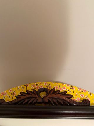 Espejo de mesa artesanal de madera