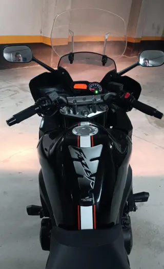 Yamaha Fazer 600 Negra