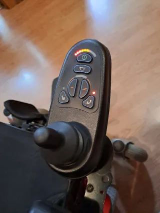 Silla de ruedas eléctrica Quickie Salsa M