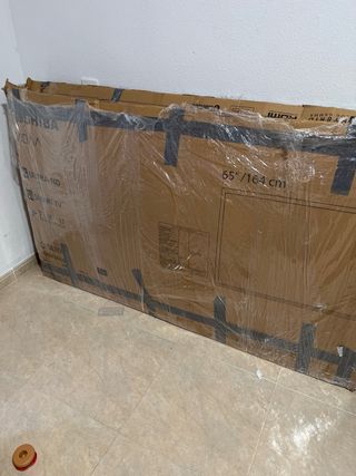 TV Toshiba 65 QLED 4K UHD Smart TV