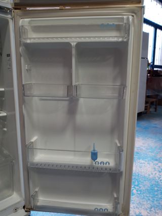 FRIGORÍFICO LG MUY BUENO 90 EUROS, CARTAGENA