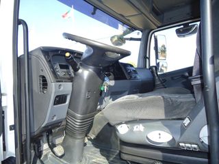 Mercedes ATEGO 15 29-CAMIONES GRUAS