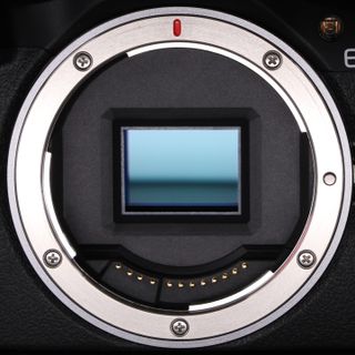 Canon EOS R100 Fotocamera