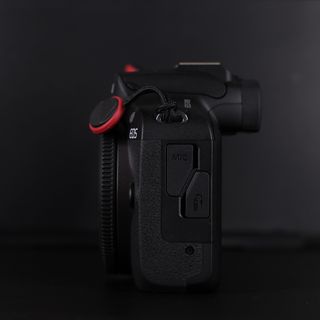 Canon EOS R100 Fotocamera
