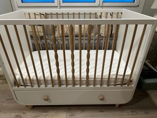 Cuna bebé Ikea Myllra con cajón