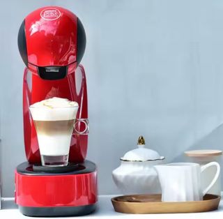 Cafetera Dolce Gusto Roja,modelo infinissima,