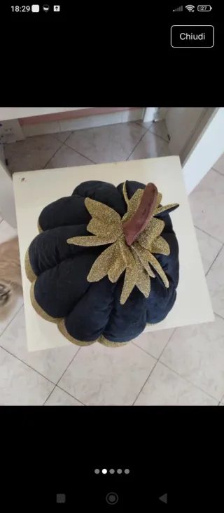 Cuccia per gatti a forma di zucca mai usata