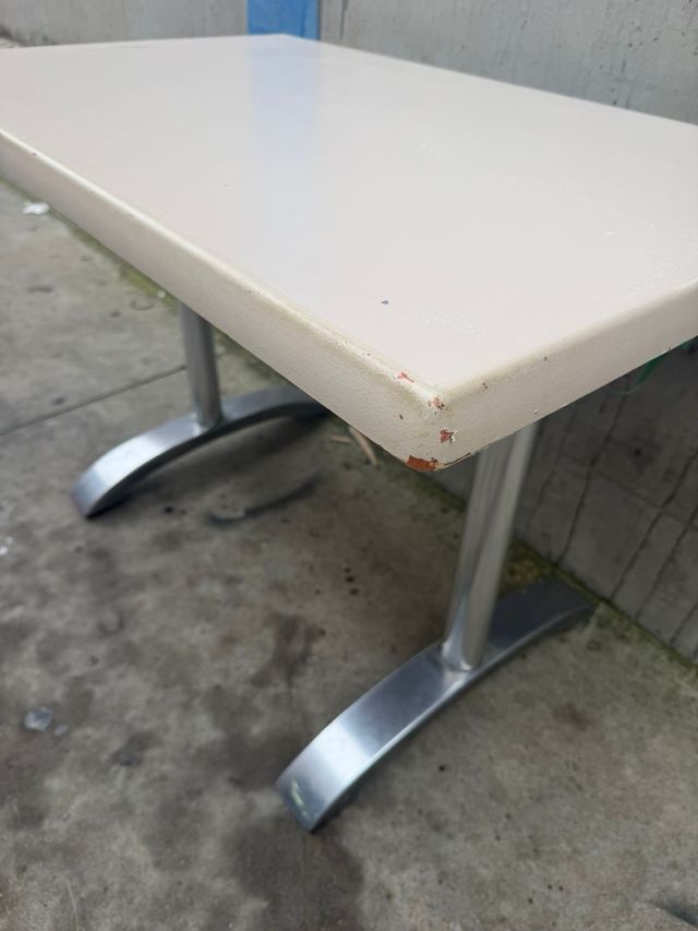 Mesa hostelería pie metálico