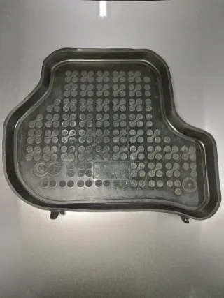 Alfombrillas goma tipo cubeta coche