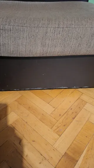 Chaiselongue marrón y multicolor