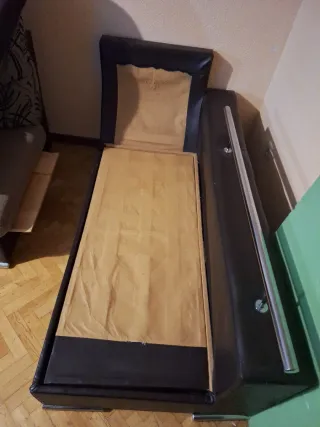 Chaiselongue marrón y multicolor