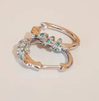 Pendientes aro rama verde plata