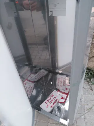 Armario para extintor X 2 mas extintor de 6kg