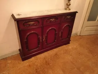 Mueble recibidor madera y mármol