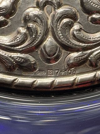 Plato azul y Jarrón cristal/plata