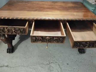 Mesa antigua escritorio tallada a mano