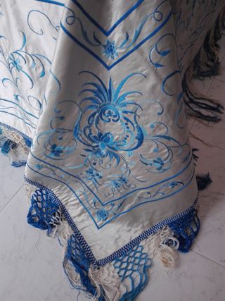 Colcha Seda y Estuche Siglo XIX