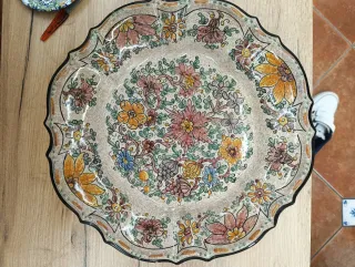 Piatto ceramica Gubbio decorato fiori