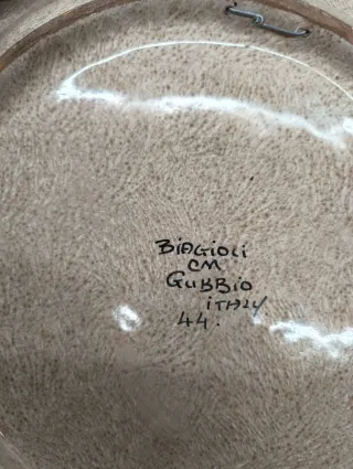 Piatto ceramica Gubbio decorato fiori