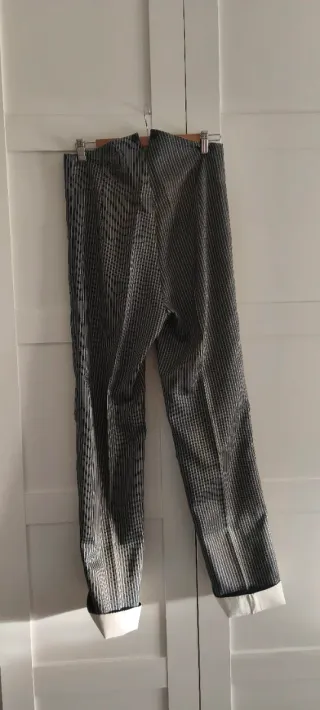 Pantalón campero de hombre talla 40.