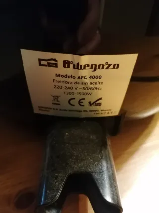 Freidora de aire negra