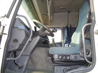 Volvo FM 440-CAMIONES GRUAS