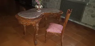 Mesa y silla a juego rustica antigua