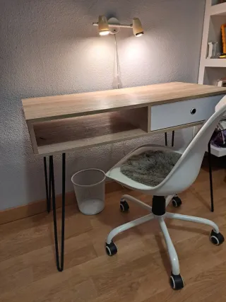 Escritorio juvenil  mesa y silla