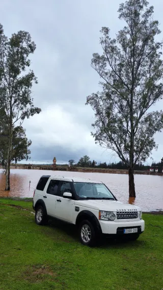 Land Rover Discovery 2010