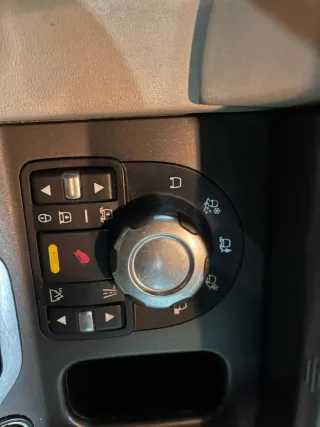 Land Rover Discovery 2010