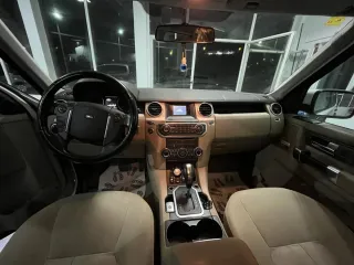 Land Rover Discovery 2010