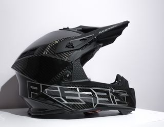 Acerbis XXL Carbono nuevo casco offroad gama alta