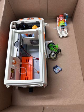 Playmobil 70049 City Life Ambulancia