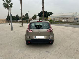 Renault Scenic 2011 1.5 dci