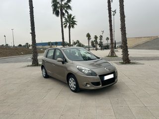 Renault Scenic 2011 1.5 dci