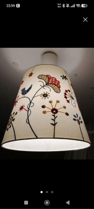 Lámpara de techo decorada