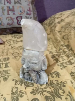 Figura antigua china tallada en alabastro