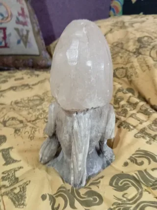 Figura antigua china tallada en alabastro