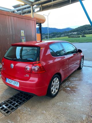 Volkswagen Golf 2005