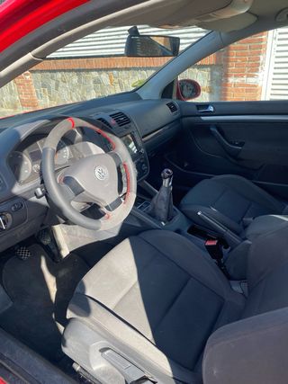 Volkswagen Golf 2005