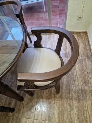 Mesa y 4 Sillas Comedor Madera y Cristal