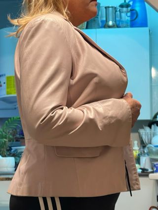 Americana de piel rosa/beige